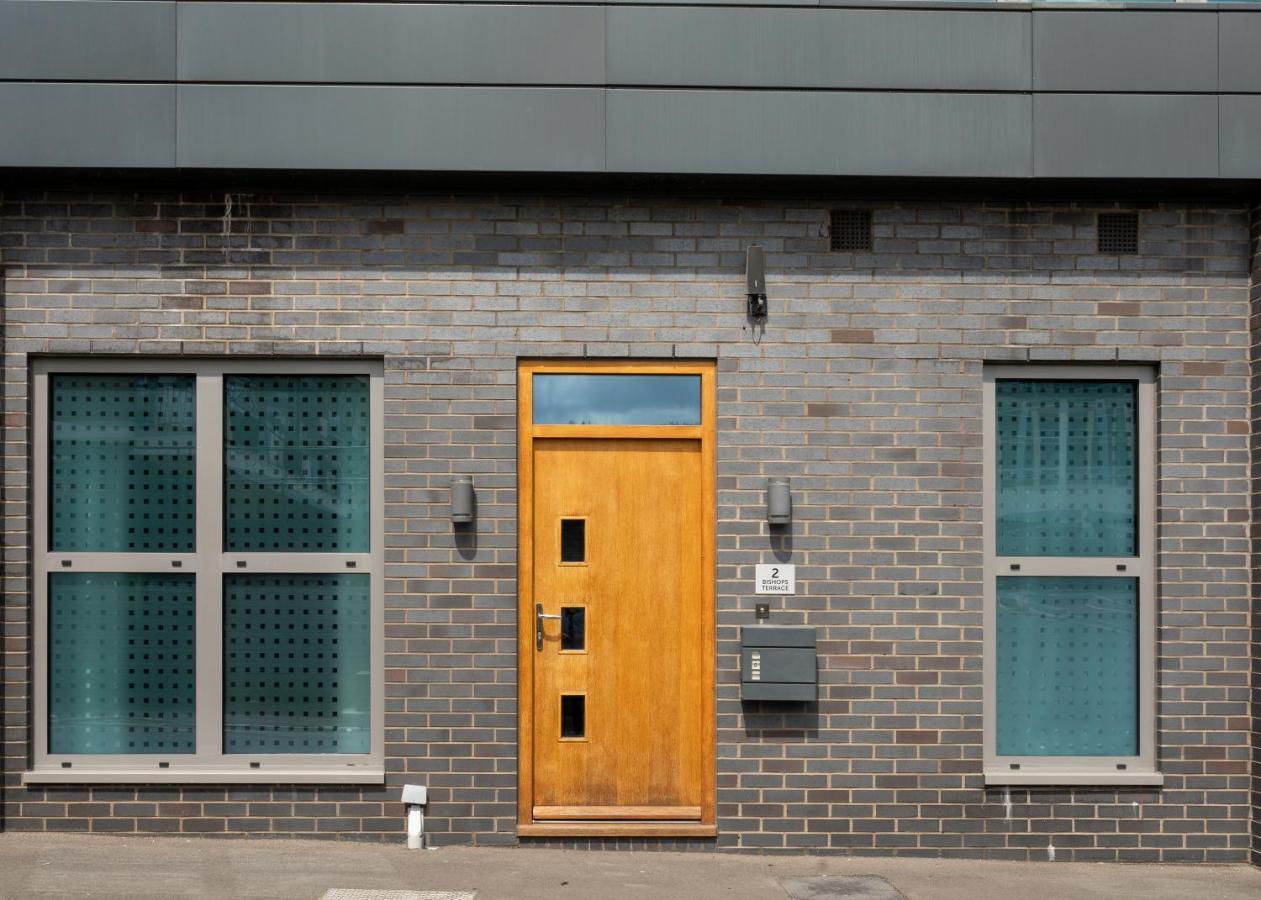 1 Bed Apartment - Redhill Central, Surrey, Gatwick #2 Esterno foto