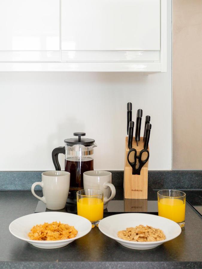 1 Bed Apartment - Redhill Central, Surrey, Gatwick #2 Esterno foto