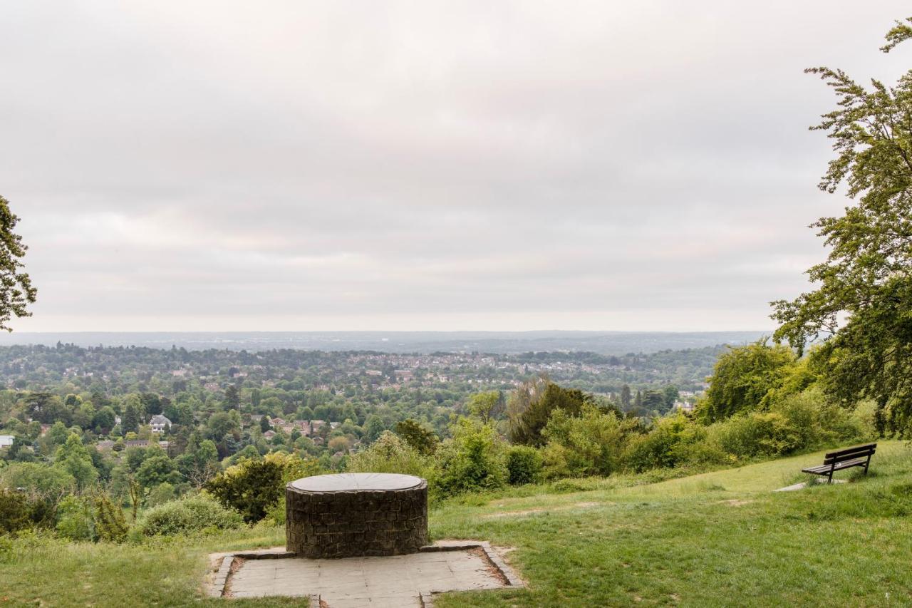 1 Bed Apartment - Redhill Central, Surrey, Gatwick #2 Esterno foto